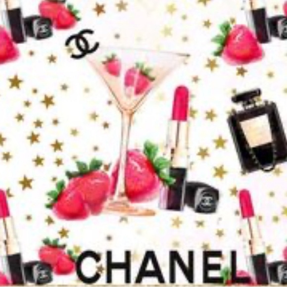 NIB Fashion CHANEL Air Freshener; Scent: Strawberry - Picture 2 of 2